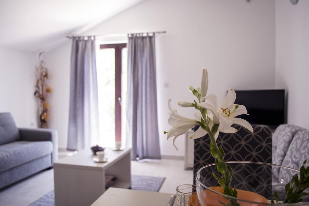 Apartments Miramar Kotor Bilik gambar